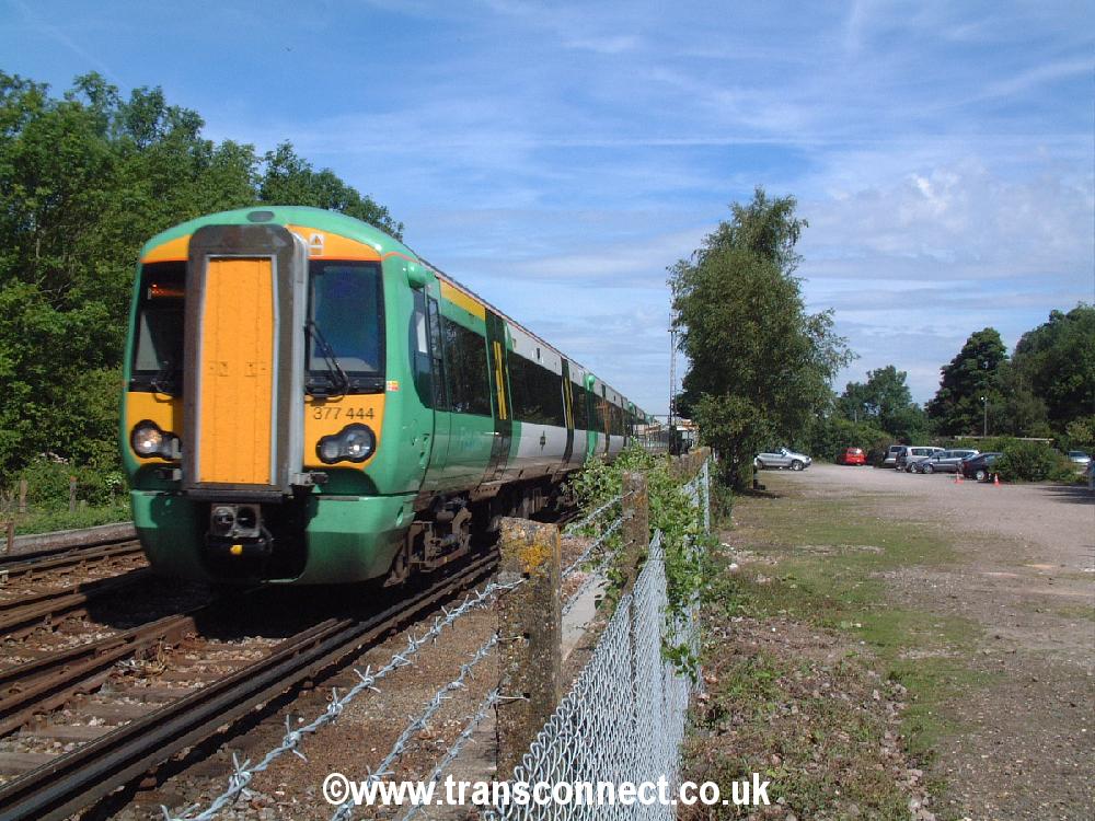 Train 377444 090805.JPG